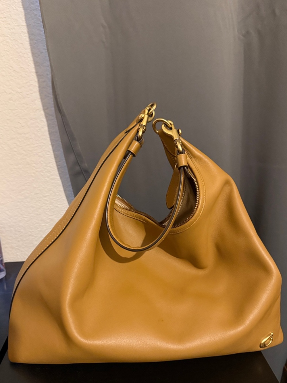 Coach Large Honey Brown Juliet 38 Shoulder Bag & Coach Honey Brown Wallet - Picture 2 of 12